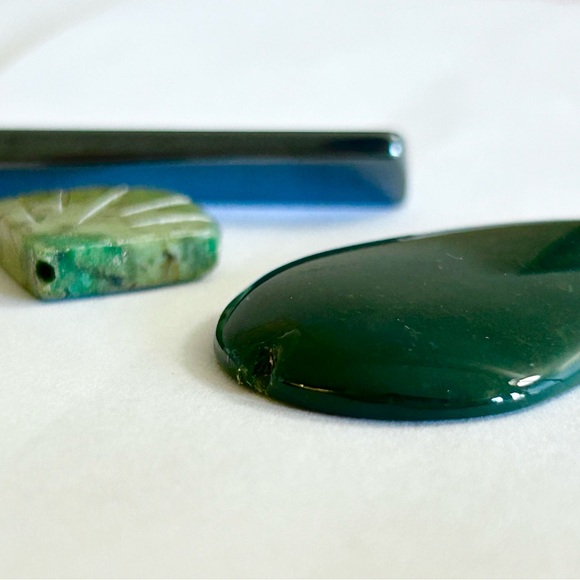 Stone vintage green necklace charms - Picture 4 of 4